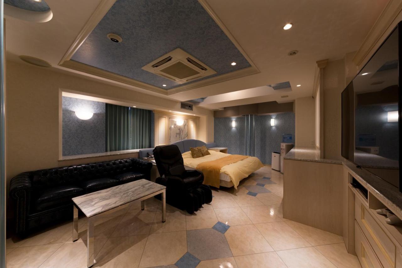 Hotel Luna Ikeda (Adults Only) Bagian luar foto