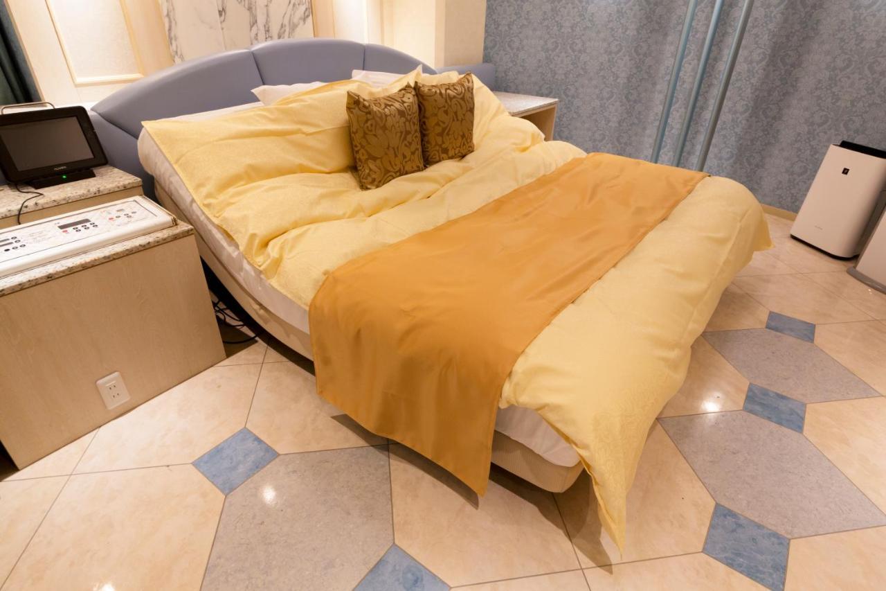Hotel Luna Ikeda (Adults Only) Bagian luar foto
