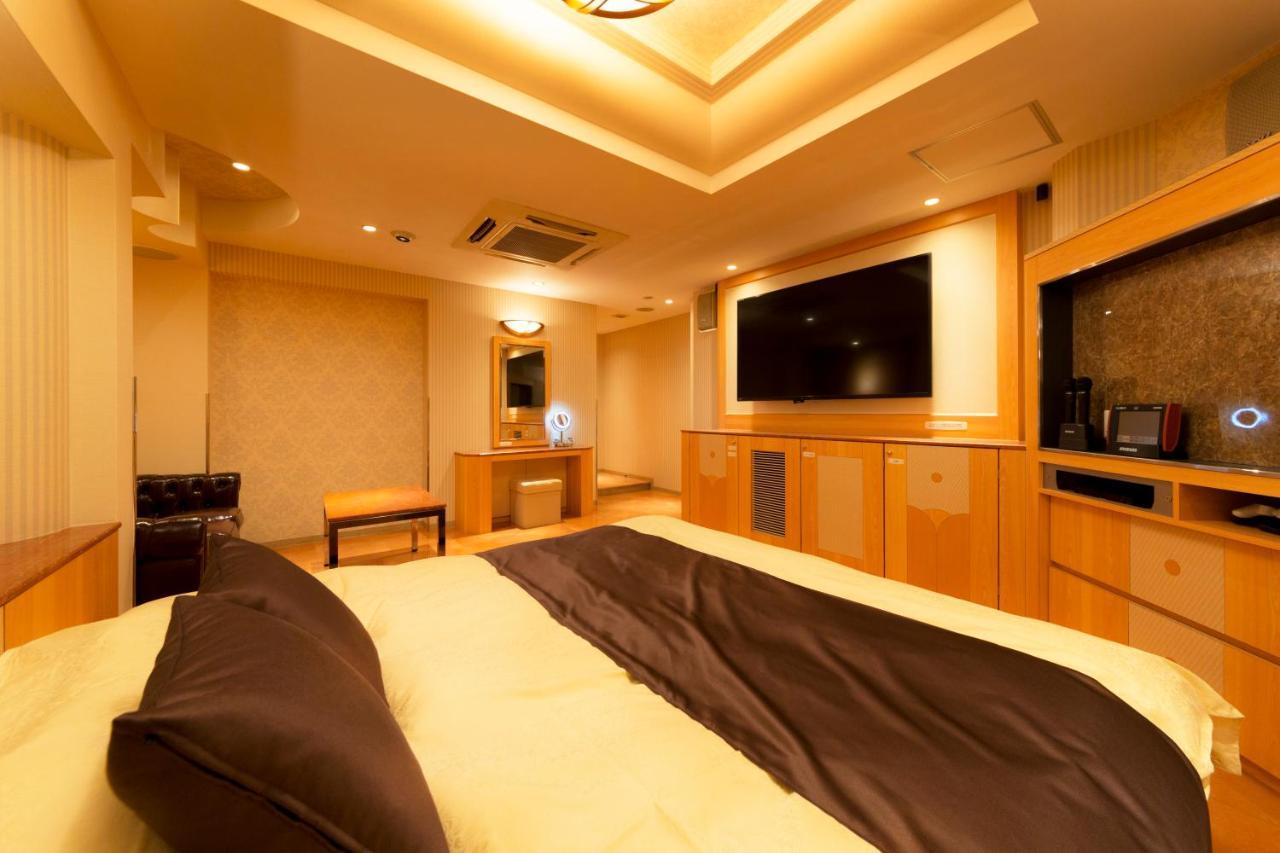 Hotel Luna Ikeda (Adults Only) Bagian luar foto