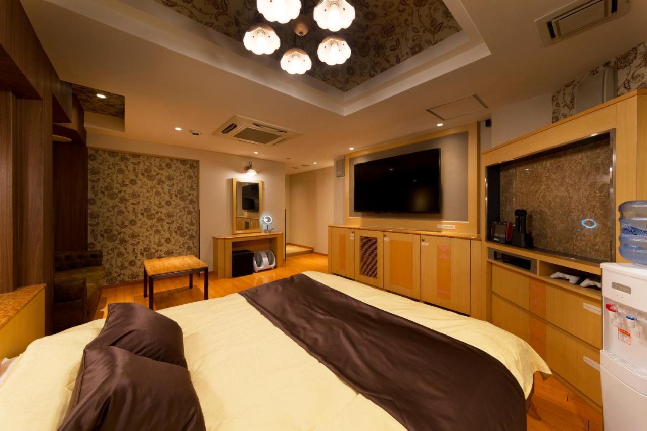 Hotel Luna Ikeda (Adults Only) Bagian luar foto