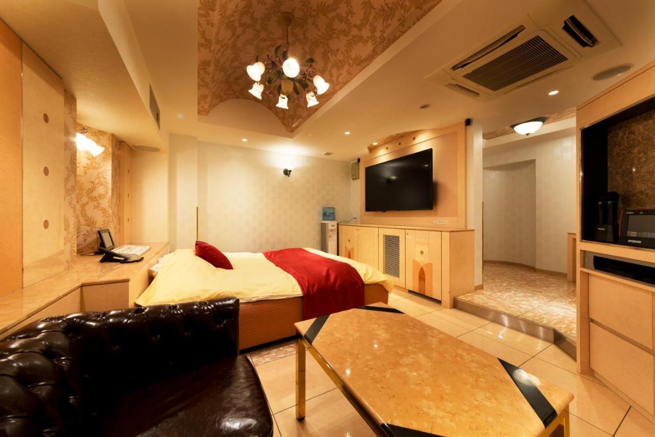 Hotel Luna Ikeda (Adults Only) Bagian luar foto